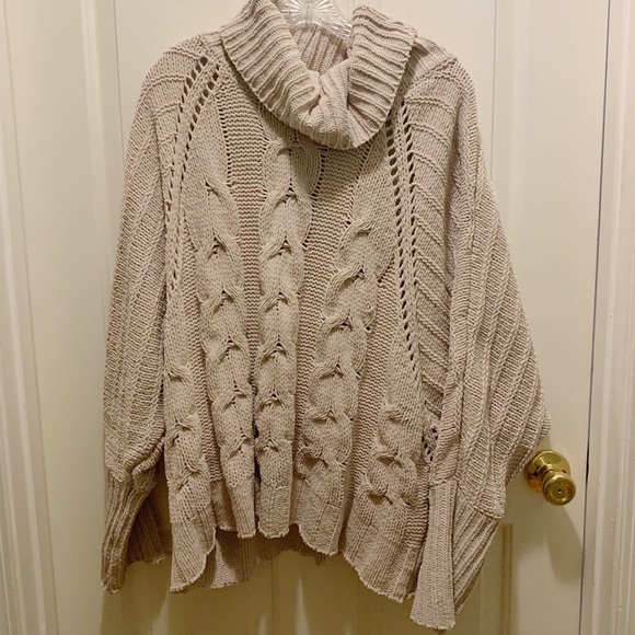 Oversized soft turtleneck sweater - Picture 1 of 1